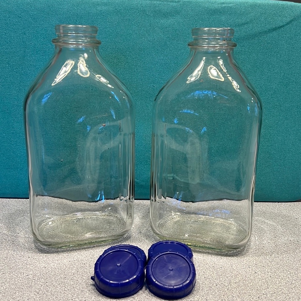 COPY - (2) glass 64 oz bottles with 8 plastic caps  (1/2 gallon)